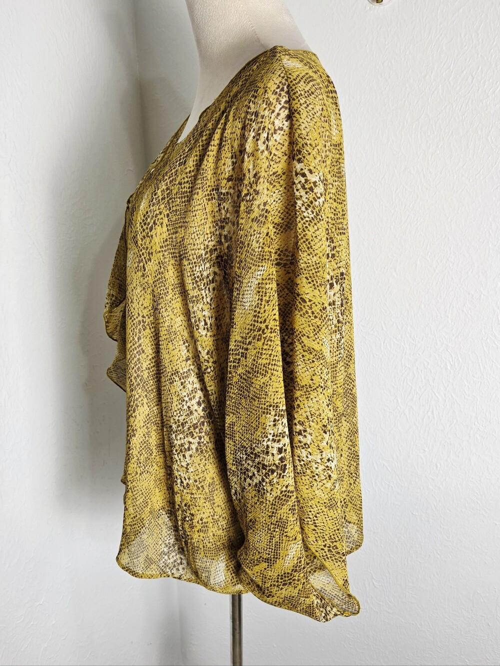 Dana Buchman Mustard Yellow Leopard-Print Blouse - Picture 6 of 10